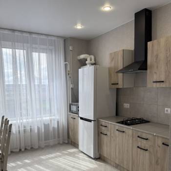 Сдается 1-комнатная квартира, 38 м²