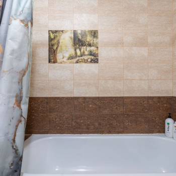 Продается 1-комнатная квартира, 40,6 м²