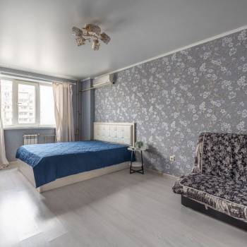 Продается 1-комнатная квартира, 40,6 м²