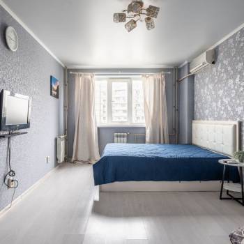 Продается 1-комнатная квартира, 40,6 м²
