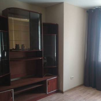 Сдается 1-комнатная квартира, 37 м²