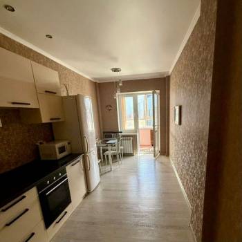 Сдается 1-комнатная квартира, 45 м²