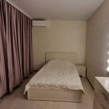 Сдается Многокомнатная квартира, 58 м²