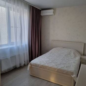 Сдается Многокомнатная квартира, 58 м²