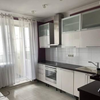 Сдается Многокомнатная квартира, 64 м²