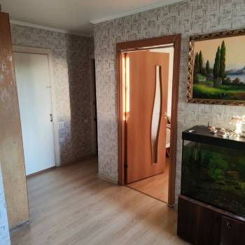Продается Многокомнатная квартира, 104 м²