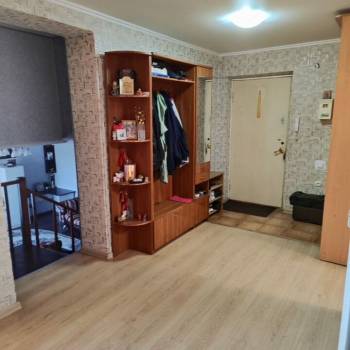 Продается Многокомнатная квартира, 104 м²
