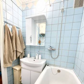 Продается 3-х комнатная квартира, 61 м²