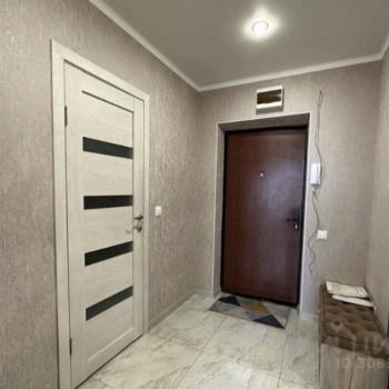 Продается 1-комнатная квартира, 35 м²