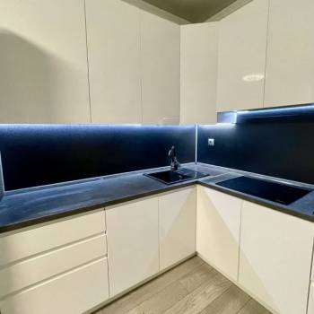 Сдается 1-комнатная квартира, 50 м²