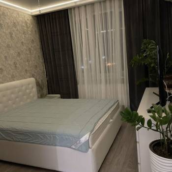 Сдается 1-комнатная квартира, 50 м²