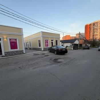 Продается Нежилое помещение, 400 м²