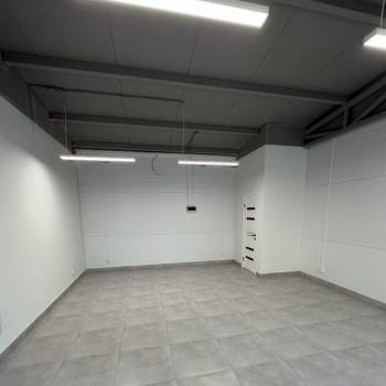 Продается Нежилое помещение, 400 м²