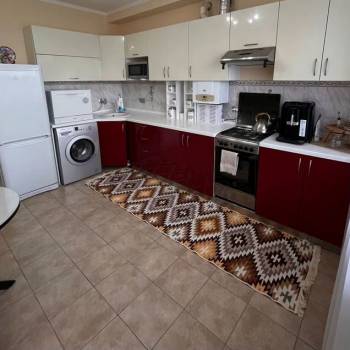Продается 1-комнатная квартира, 57,5 м²