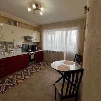 Продается 1-комнатная квартира, 57,5 м²