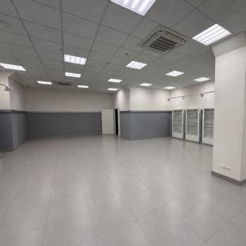 Сдается Нежилое помещение, 153 м²