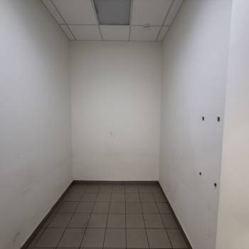 Сдается Нежилое помещение, 153 м²