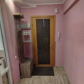 Продается 1-комнатная квартира, 42,4 м²