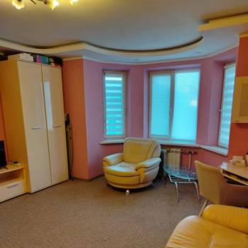 Продается 1-комнатная квартира, 42,4 м²