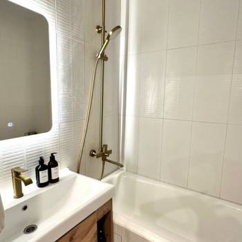 Продается 2-х комнатная квартира, 51 м²