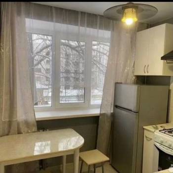 Сдается Многокомнатная квартира, 65 м²