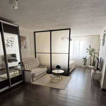 Продается 1-комнатная квартира, 46 м²
