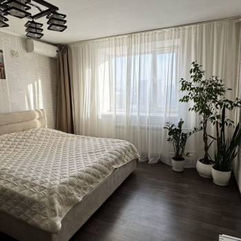 Продается 1-комнатная квартира, 46 м²