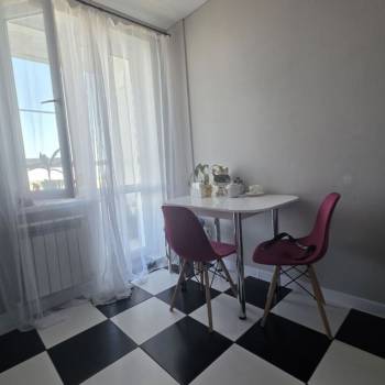 Продается 1-комнатная квартира, 38,6 м²
