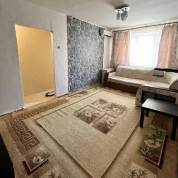 Сдается Многокомнатная квартира, 60 м²