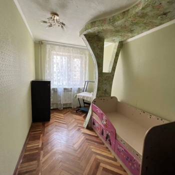 Сдается Многокомнатная квартира, 60 м²