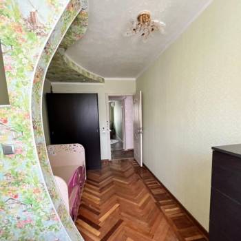 Сдается Многокомнатная квартира, 60 м²
