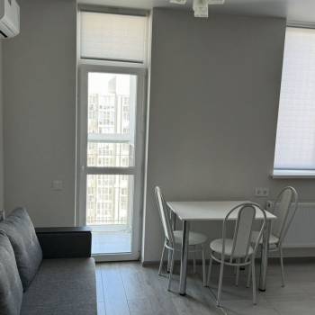 Продается 1-комнатная квартира, 40 м²