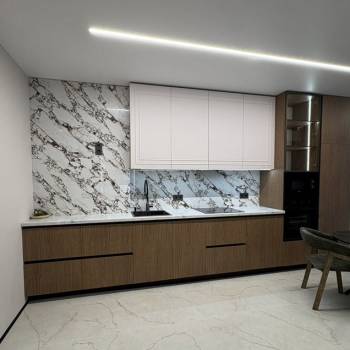 Продается 1-комнатная квартира, 42 м²