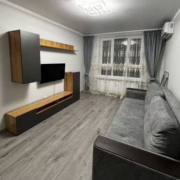 Сдается 2-х комнатная квартира, 55 м²