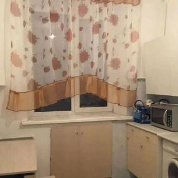 Сдается Многокомнатная квартира, 100 м²