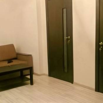 Сдается Многокомнатная квартира, 100 м²