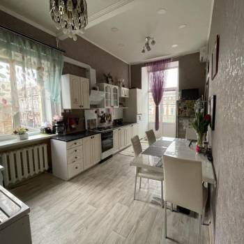 Продается 3-х комнатная квартира, 80 м²