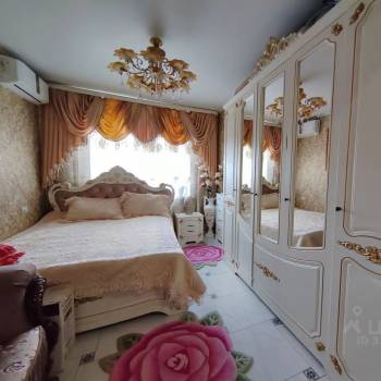 Продается 1-комнатная квартира, 45 м²