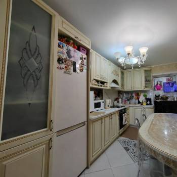 Продается 1-комнатная квартира, 45 м²