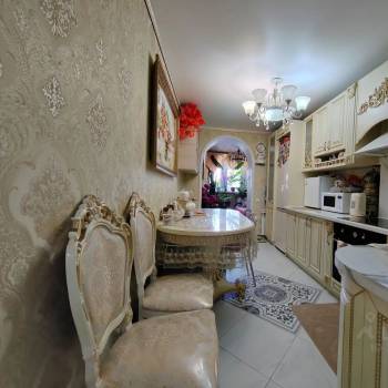 Продается 1-комнатная квартира, 45 м²