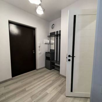 Сдается Многокомнатная квартира, 64 м²