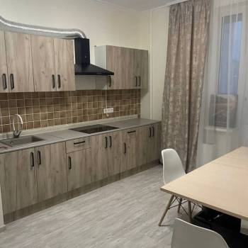 Сдается Многокомнатная квартира, 70 м²