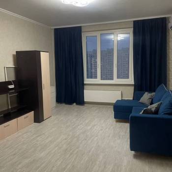 Сдается Многокомнатная квартира, 70 м²