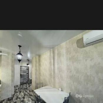 Сдается 1-комнатная квартира, 51 м²