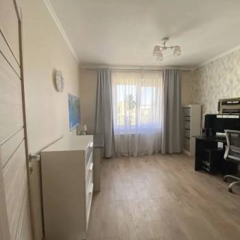Продается 3-х комнатная квартира, 80 м²