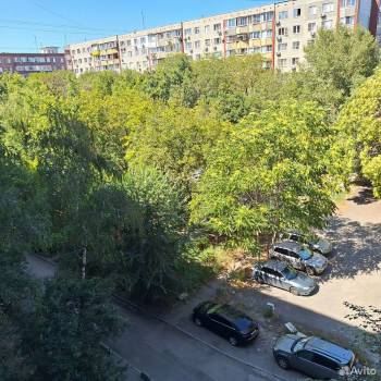 Продается Многокомнатная квартира, 84 м²