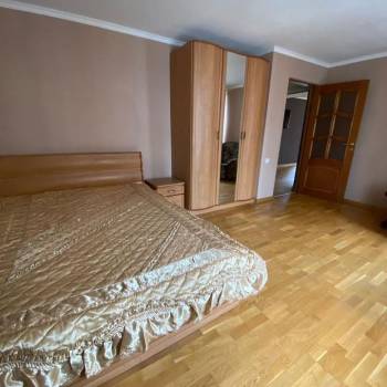 Продается Многокомнатная квартира, 98 м²