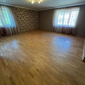 Продается Многокомнатная квартира, 98 м²