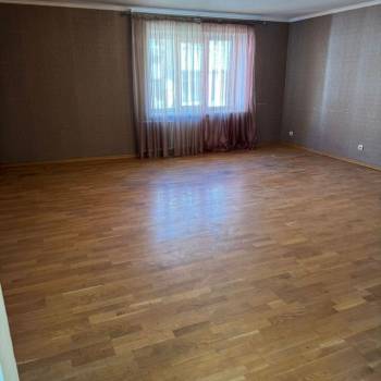Продается Многокомнатная квартира, 98 м²