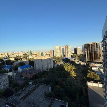 Сдается 1-комнатная квартира, 42 м²